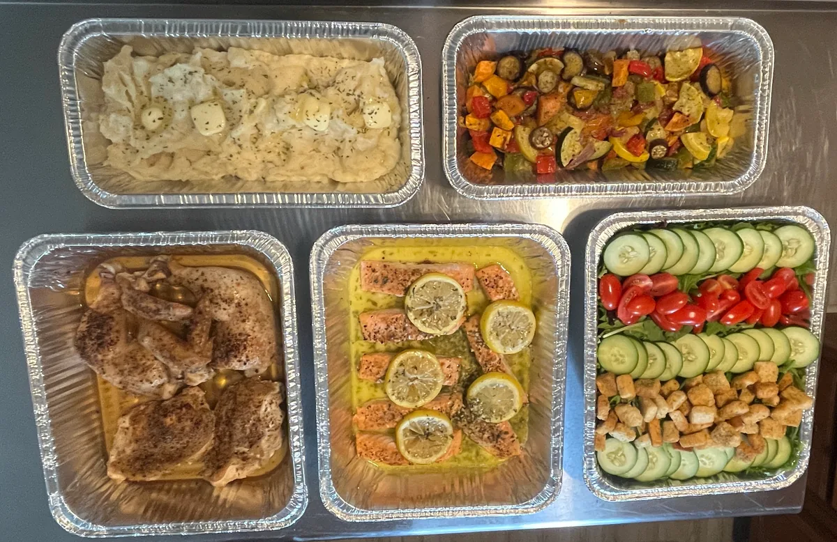 Elegant buffet catering setup
